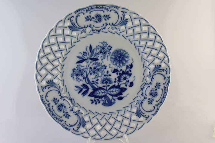 Durchbruchrand Teller 22,5cm - Hutschenreuther - Zwiebelmuster