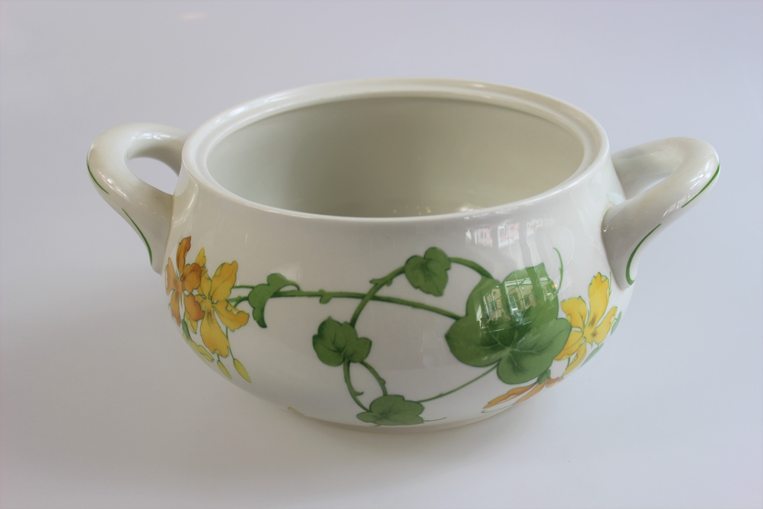 Suppenterrine ohne Deckel - Villeory & Boch - Geranium