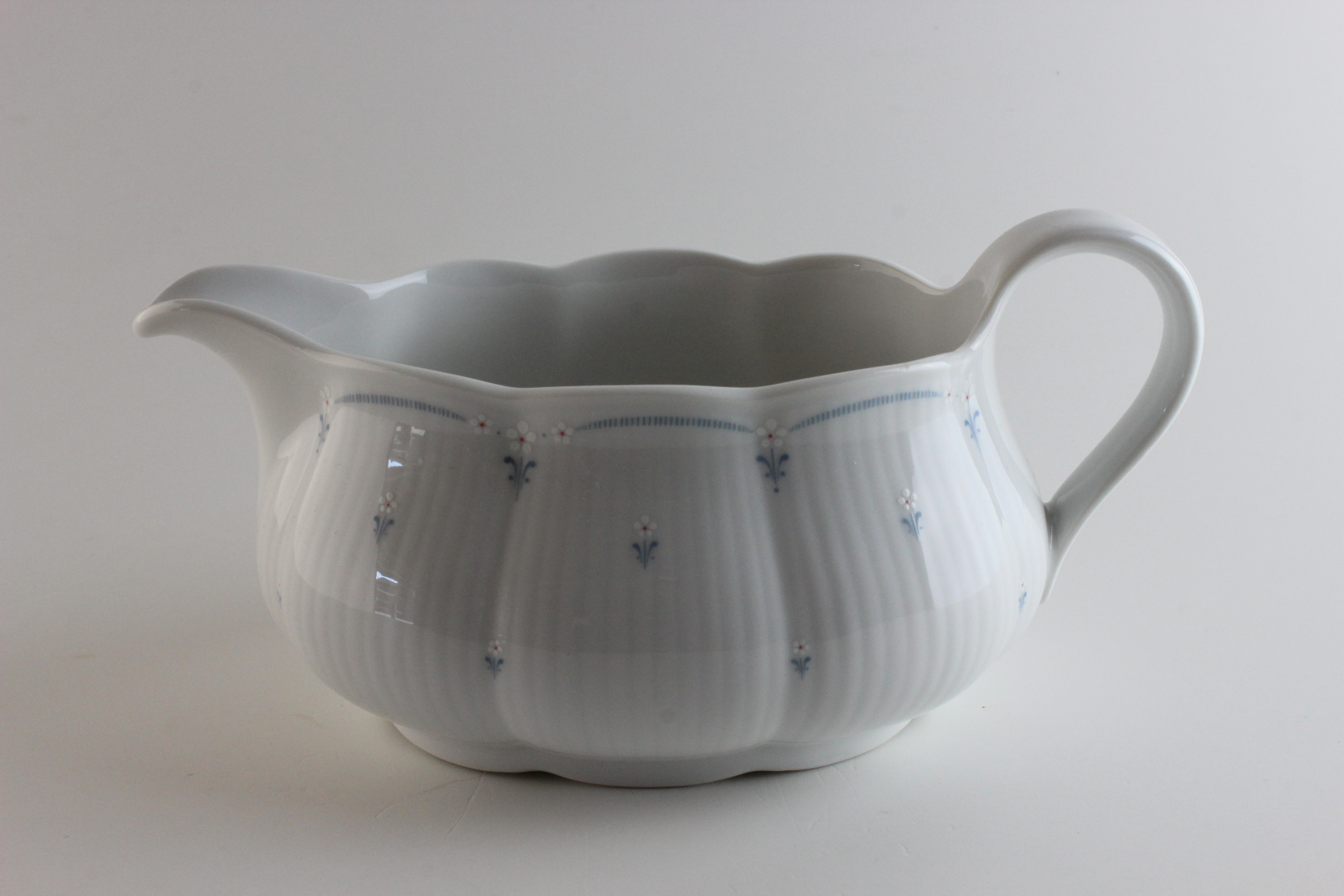 Sauciere - Seltmann Weiden - Jasmin - Blaue Streublume 28166