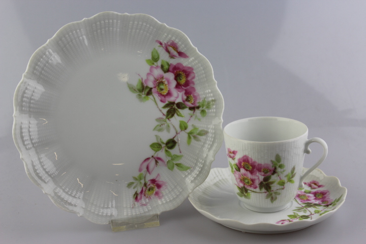 Kaffeegedeck 3 tlg. - Giraud Limoges - Corail - Heckenrose
