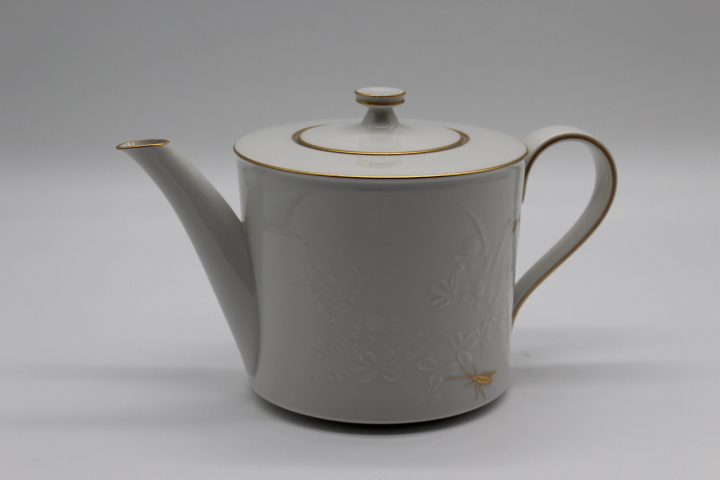 Teekanne - KPM Berlin - Feldblume - Feldblume auf Bord mit Insekt