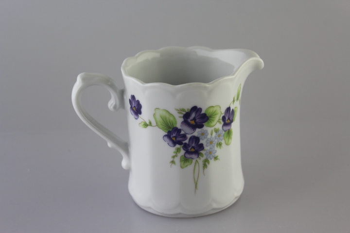 Sahnekännchen - Eschenbach - Veilchen