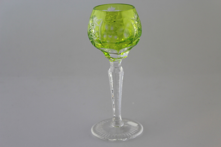 Schnapsglas klein - Traube - hell grün