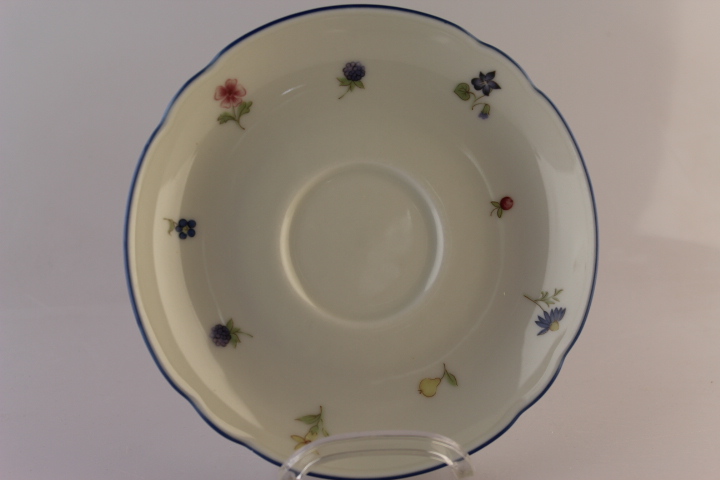 Untertasse für Kaffee - Seltmann Weiden - Streublume mit blauem Rand