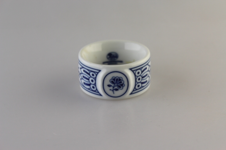 Serviettenring. - Hutschenreuther - Zwiebelmuster