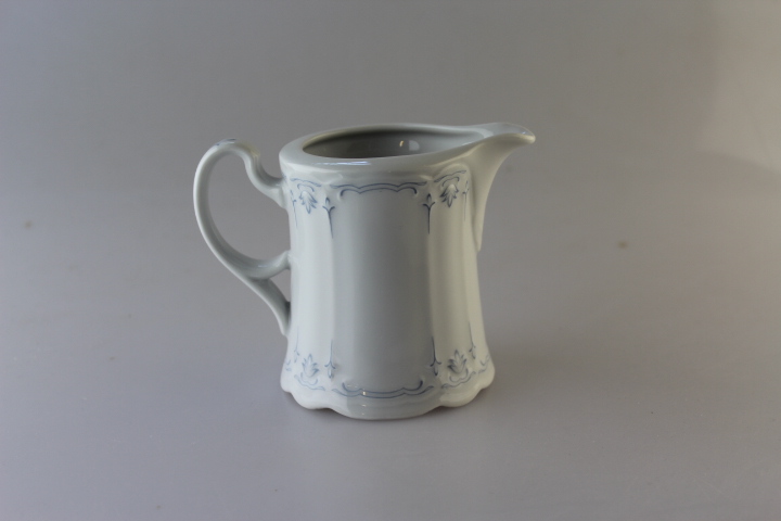 Sahnekännchen - Seltmann Weiden - Blaue Lilie