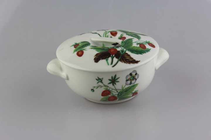 Suppentasse mit Deckel