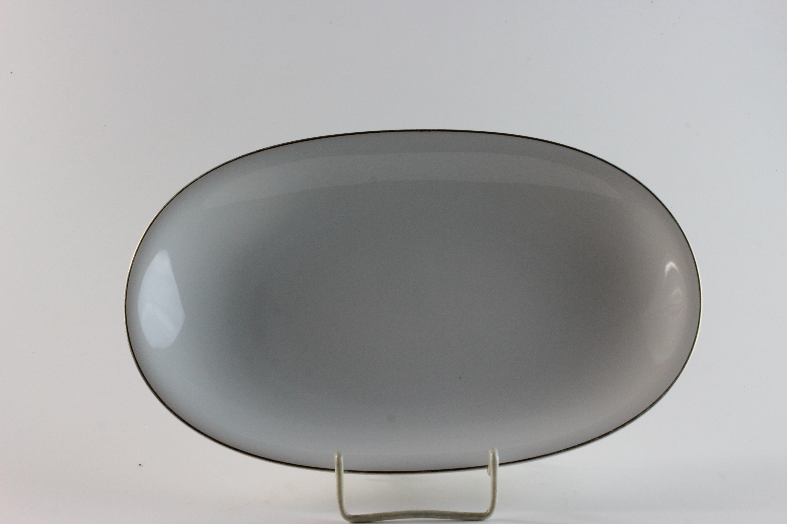 ovale Platte - Heinrich - Anmut weiß mit Goldrand schmal