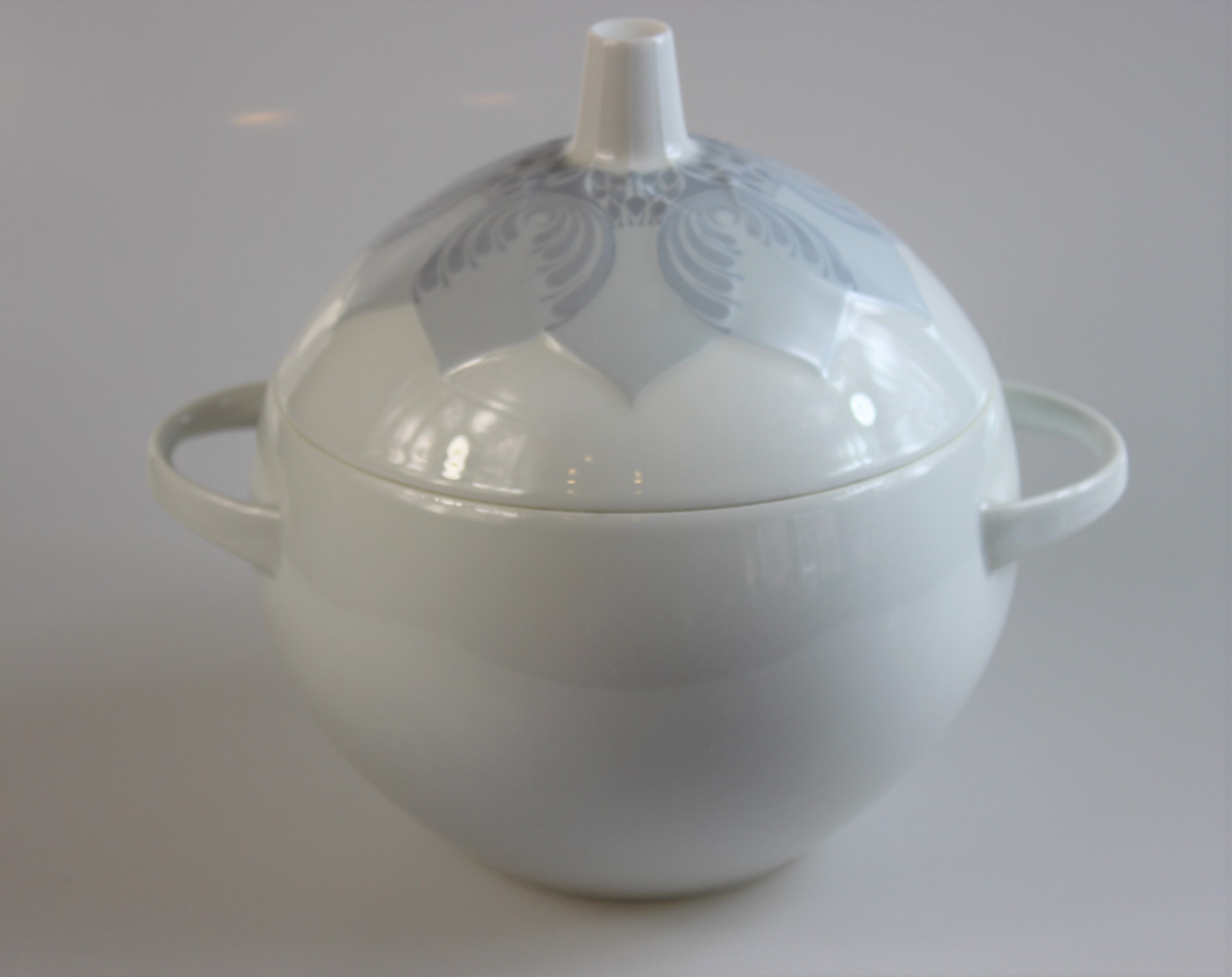 Deckelschüssel - Rosenthal - Lotus - Madras grau